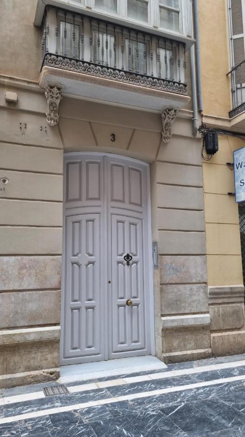 Puerta De Alhambra Apartment Malaga Exterior photo